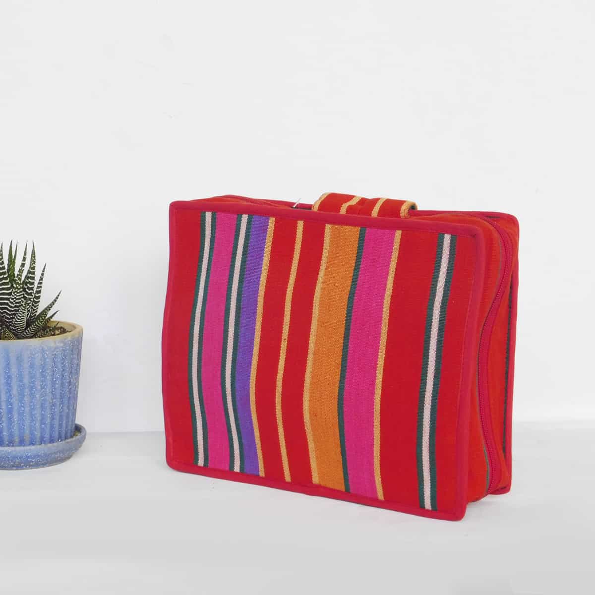 Desert Red Small Hanging Toiletry Bag